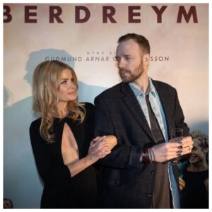 Anita Briem Instagram - Beautiful opening night of a beautiful beautiful film ♥️ 
#beautifulbeings #berdreymi 📸 MummuLú & Nicolas Simon