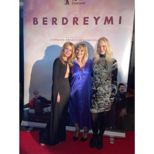 Anita Briem Instagram - Beautiful opening night of a beautiful beautiful film ♥️ 
#beautifulbeings #berdreymi 📸 MummuLú & Nicolas Simon