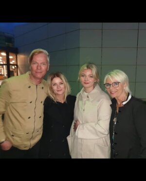 Anita Briem Instagram - Icelandic premiere of “Letter to Helga” 
♥️🎬♥️ Komin í bíó!!
#svarviðbréfihelgu #lettertohelga #independentfilm #iceland #lovestory