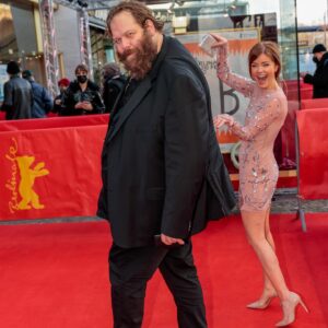 Anita Briem Instagram - Premiere of BEAUTIFUL BEINGS ✨ at the @berlinale film festival. It’s been a magical journey to get to be a part of with some extraordinary, and beautiful human beings. As a lover of films I highly recommend seeing this one, as it now starts to open all over. Just a stunning and deeply moving work of art by @gudarnar, shot by the amazing @supersturla.
Congrats all you involved! It’s been a true honor
♥️♥️♥️
Photos: Natalia Łączyńska 
@berlinale.panorama #beautifulbeings #berdreymi @new.europe.film.sales