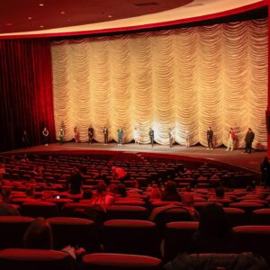 Anita Briem Instagram - Premiere of BEAUTIFUL BEINGS ✨ at the @berlinale film festival. It’s been a magical journey to get to be a part of with some extraordinary, and beautiful human beings. As a lover of films I highly recommend seeing this one, as it now starts to open all over. Just a stunning and deeply moving work of art by @gudarnar, shot by the amazing @supersturla.
Congrats all you involved! It’s been a true honor
♥️♥️♥️
Photos: Natalia Łączyńska 
@berlinale.panorama #beautifulbeings #berdreymi @new.europe.film.sales