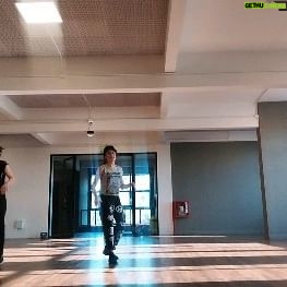 Anita Martínez - 478 Likes - Acá haciendo espasmos sin poder meter nada a música 🙃
La paciencia de @vero_pecollo es enorme
Hoy se ensaya a ver si se sacrifica a esta especie
@elbailandooficial
🤣💘