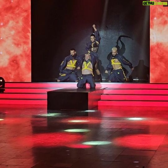 Anita Martínez - 8.7K Likes - El flow en el show 🔥 🔥
@anitamartinezteatro @bichogomez64 @facumazzei @gabousandivaras
