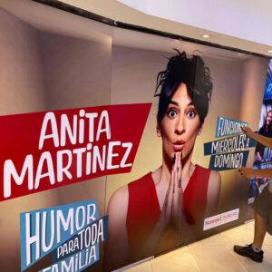 Anita Martínez Instagram - Se viene se vieneeee yaaa Marquesina en el Teatro del sol @villacarlospazoficial te amoo
28 de diciembre con TODA LA FAMILIA
GRACIAS A @marcelotinelli @ezequielcorbo @lafliaok 
💚❤️😁💋💋💋👌👌👌💖🤗🤗🤣🤣🤣