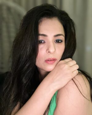 Anjana Sukhani Instagram - 💚
