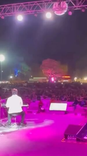 Ankit Tiwari Instagram - Thank you Chandigarh for your love ❤️ hope to see you all very soon 
ANKIT TIWARI LIVE 

#ankittiwari #ankittiwarilive #ankittiwarisongs #ankittiwarionline #kk #zarasi #chandigarh💓 #chandigarh