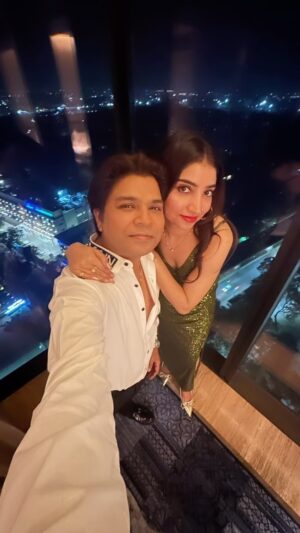 Ankit Tiwari Instagram - New year, coming soon 😉

#ankittiwari #pallavi #pallavitiwari #newyear #2024