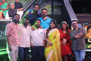 Ankush Chaudhari Instagram - TEAM OF CREATIVITY 
TEAM OF POSITIVITY 
TEAM OF SUPPORT 

@_sumedh_mhatre_ @sreeprasadkshirsagar @phulawa mam @mild_and_classic @paulmarshal @ankushpchaudhari sir @pratikadam.insta @samruddhi.kelkar @nikhilgarud2490 

#family #pravahfamily @star_pravah #starpravah #blessed #gratitude