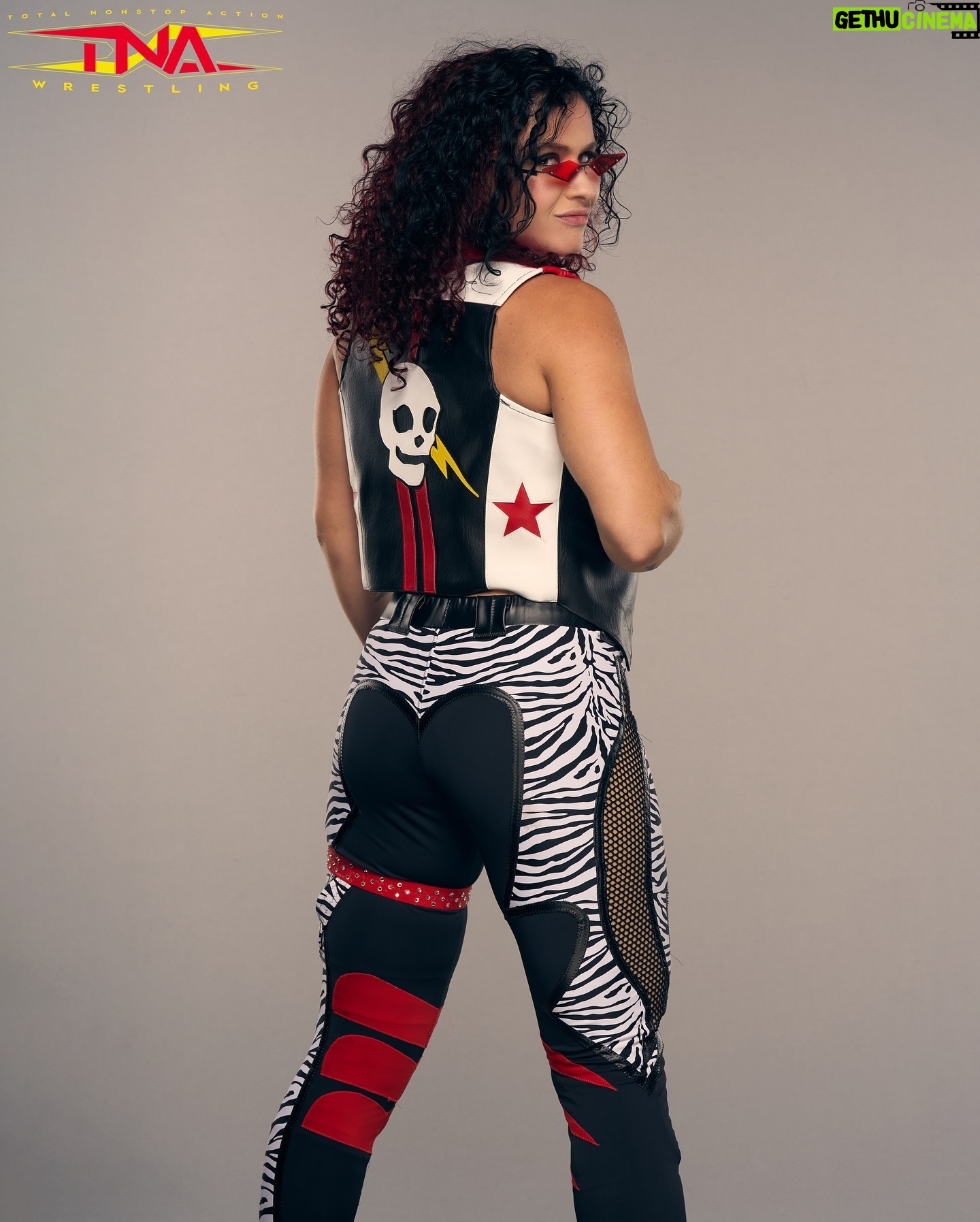 Ann Khozine - 764 Likes - Shout out to @ringgeargorilla making me this awesome replica of Dyanmitd Kid’s vest! I have been wanting to have this made for several years & it came out as on point as could be. 🧨🔥 follow & message their account for all of your ring wear needs 📥