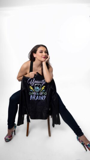 Ann Pirvu Instagram - 🎶 You may say I‘m a dreamer,
but I’m not the only one 🎶😉💋

The latest from my #creative #dreamteam ❤️‍🔥
📸 @donnawaxmanphotography
💄💇🏻‍♀️ @samanthacouturemakeup

#BeBold #dreamer #ShareYourLight #beautyandbrains #new #ladyboss #sharpstyle #photoshoot #fun #girlpower #art #versatility #mood #determination #PepLife #WorkingMoms #Reign #PIsTheNewM