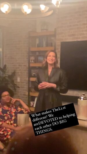 Ann Shoket Instagram - This is a simple thank you—for a year of GROWTH and a toast to a year of TOGETHERNESS ahead. Cheers to @theli_st 💫🌟⭐️