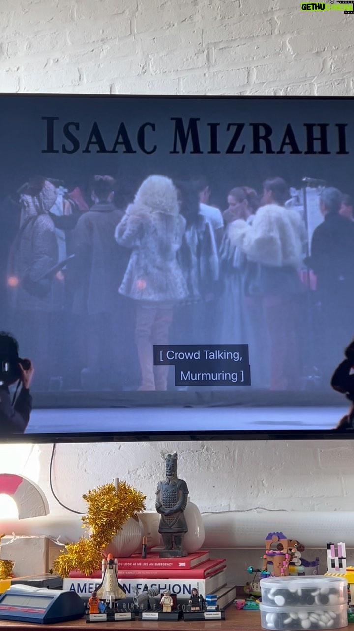 Ann Shoket - 66 Likes - Every New Year’s Day, I watch @imisaacmizrahi Unzipped—at the core, it’s a movie about finding inspiration, reinventing yourself, achieving the impossible, celebrating your roots, finding joy from friends and support from your team. Plus it’s part of the fashion fairy tale that made me want to be in magazines (when those were a thing. 🙃). I hope you’re finding your inspiration, joy and support for the year ahead! ❤️ #newpower #togetherness