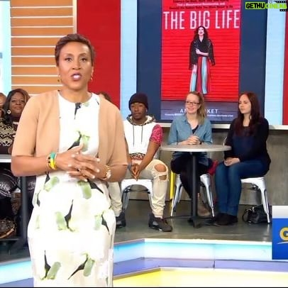 Ann Shoket - 77 Likes - That time @robinrobertsgma ate frozen pizza at my house! (Literally frozen, my oven stopped working!) So many young women have told me that The Big Life made them see their possibilities in the world in a new way. I’m so grateful to have been able to play a small role in that spark! 🙏 #thebiglife @stephkirkpat @heykmenz @therealreni @brandibowles @deedeedebartlo @daniellegenet @hannahorens