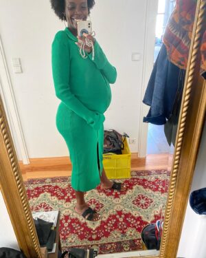 Anna Dushime Instagram - last weeks of pregnancy feat. ausflüge in die egalste stadt deutschlands, kann mich nicht mehr bewegen, hoher puls, essen, business tipps (es ist ein only fans account)