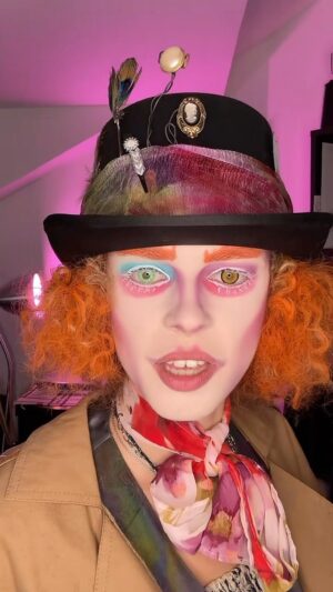 Anna Dvořáková Instagram - … tak za nás je letošní vítěz tady ANNA 🩵
@an.dvr #annadvorakova #annadvorak
#umeleckezastoupeni #agent #herci2media #art2friends 🎃 #helloween🎃 2023