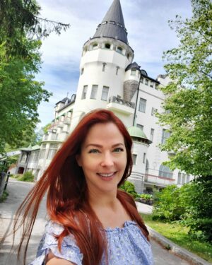 Anna Easteden Instagram - Today is the first day that I feel like I am on vacation this summer. Staying at this castle hotel in Imatra. Feeling like a princess. 

#imatranvaltionhotelli #valtionhotelli #castle #linna #suomi #finland #travel #summervacation #kesäloma #princess #prinsessa