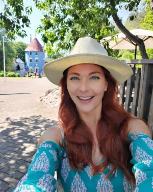 Anna Easteden Instagram - Moominworld selfie. 

#muumimaailma #moominworld #moominhouse #muumitalo #selfie #naantali