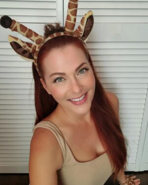 Anna Easteden Instagram - Happy Halloween! 

#halloween #halloweencostume #giraffe #kirahvi #happyhalloween