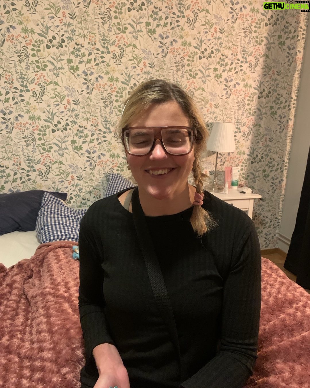 Anna Holmlund - 4.5K Likes - Nu har jag nya glasƶgon, @tripoint_official Ƥr mƤrket! Kan inte bli bƤttre ā¤ļøā𩹠God Jul pĆ„ er alla!