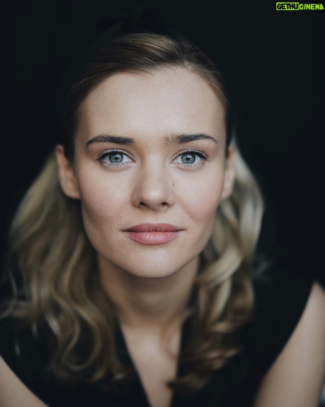 Anna Klinskaya - 727 Likes - PRO марафон желаний💫
Я не хочу никого ни к чему склонять, а просто расскажу свою историю.
Я всегда верила в то, что мысли материальны. Часто наблюдала за людьми, которые, говорят, что все будет плохо и так с ними и происходило и обращала внимание на тех, у кого все идёт по-маслу и пыталась понять в чем разница.
Процесс изучения этого очень интересный, но создать свою систему нереально сложно, от того и марафон желаний мне был в большую помощь @my_dream_on
Конечно, до его прохождения у меня были моменты, когда о чем-то подумаешь и это сразу же сбывается, и те вещи, о которых думаешь постоянно и ничего не происходит.
Но никогда не было схемы, системы и реального понимания, что этим можно управлять.
Что касается моего случая, я принимала участие в марафоне, не ожидая от него ничего, мне было просто интересно, как и все новое!
Ну и, конечно, я ждала результатов после. У меня даже был период, когда я ходила и ругалась « Когда уже начнёт сбываться!👿». Но затем последовал период, «о! Боже! Это происходит?! Что?????!!! Всё, как я и хотела!!🙊» .
По-этому, умоляю вас!!!!! Верьте в то, что ваши мечты реально могут осуществляться и в то, что вы правда этого достойны, просто потому что вы есть!❤️
Проведите эксперимент, проживите одну неделю в позитиве, не ругайте себя и никого другого, живите так, словно завтра случиться какое-то чудо, представьте, что все ваши желания сбудутся уже через эту неделю и проследите за своим самочувствием!!!!✨
А ещё попробуйте ради интереса бесплатную неделю на марафоне, вам она не будет ничего стоить, но возможно, вы уже заметите изменения в своей жизни ❤️
уверена, вы начнёте верить в чудо!!💫