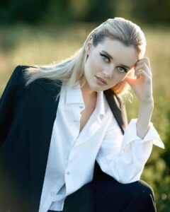Actress Anna Klinskaya HD Instagram Photos and Wallpapers August 2020