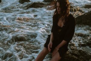 Anna-Lea Mende Instagram - @sheriangeles ✨⠀⠀⠀⠀⠀⠀⠀⠀⠀⠀⠀⠀ ⠀⠀⠀⠀⠀⠀⠀⠀⠀⠀⠀⠀ ⠀⠀⠀⠀⠀⠀⠀⠀⠀⠀⠀⠀ ⠀⠀⠀⠀⠀⠀⠀⠀⠀⠀⠀⠀ ⠀⠀⠀⠀⠀⠀⠀⠀⠀⠀⠀⠀ ⠀⠀⠀⠀⠀⠀⠀⠀⠀⠀⠀⠀ ⠀⠀⠀⠀⠀⠀⠀⠀⠀⠀⠀⠀ ⠀⠀⠀⠀⠀⠀⠀⠀⠀⠀⠀⠀ ⠀⠀⠀⠀⠀⠀⠀⠀⠀⠀⠀⠀ ⠀⠀⠀⠀⠀⠀⠀⠀⠀⠀⠀⠀ ⠀⠀⠀⠀⠀⠀⠀⠀⠀⠀⠀⠀ ⠀⠀⠀⠀⠀⠀⠀⠀⠀⠀⠀⠀ ⠀⠀⠀⠀⠀⠀⠀⠀⠀⠀⠀⠀ ⠀⠀⠀⠀⠀⠀⠀⠀⠀⠀⠀⠀ ⠀⠀⠀⠀⠀⠀⠀⠀⠀⠀⠀⠀
#malibu #california #losangeles #elmatador #sunset #natural #nature #naturelovers #naturalbeauty #explore #explorela #explorecali #travelers #travelgram #travelbloggers #watchingsunsets #beauty #landscape #beach #teavelphotography #curls #curlygirls #blackoutfit #blouses #ootd #fashionblogger #beachstyles #girlswithcurls