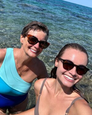 Anna Maiche Instagram - A little mother daughter trip ☀️