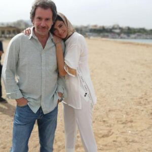 Anna-Maria Papaharalambous Instagram - Οδευοντας προς το τέλος σιγά σιγά.... Με τον αγαπημένο μου #alexandrostavrou photo by @aspakonstantopoulou thank you for everything #eighty2 @xarabotsivali 😘
