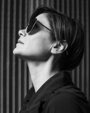Anna-Maria Papaharalambous Instagram - Portrait by @alexphotocode
Thank you @deluxhellas #bottegaveneta #sunglasses