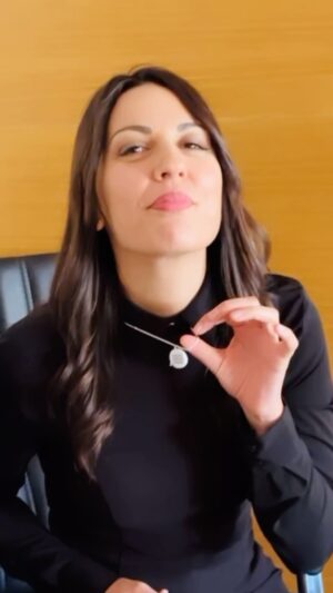 Anna Menenakou Instagram - LEMONS LEMONS LEMONS LEMONS LEMONS 🍋🍋🍋
Οι παραστάσεις μας συνεχίζονται μέχρι 28 Απριλίου στο Ίδρυμα Μιχάλης Κακογιάννης @mcf.gr 
Τετάρτη Πέμπτη Κυριακή 20:30
Παρασκευή Σάββατο 21:30
Σκηνοθεσία: @zafidimitropouloudelangel 
Παίζουν: @anna_menenakou_official @gavrelas 
Σας περιμένουμε!!!

Εισιτήρια στα ταμεία του θεάτρου ή ηλεκτρονικά στην @ticketservices.gr