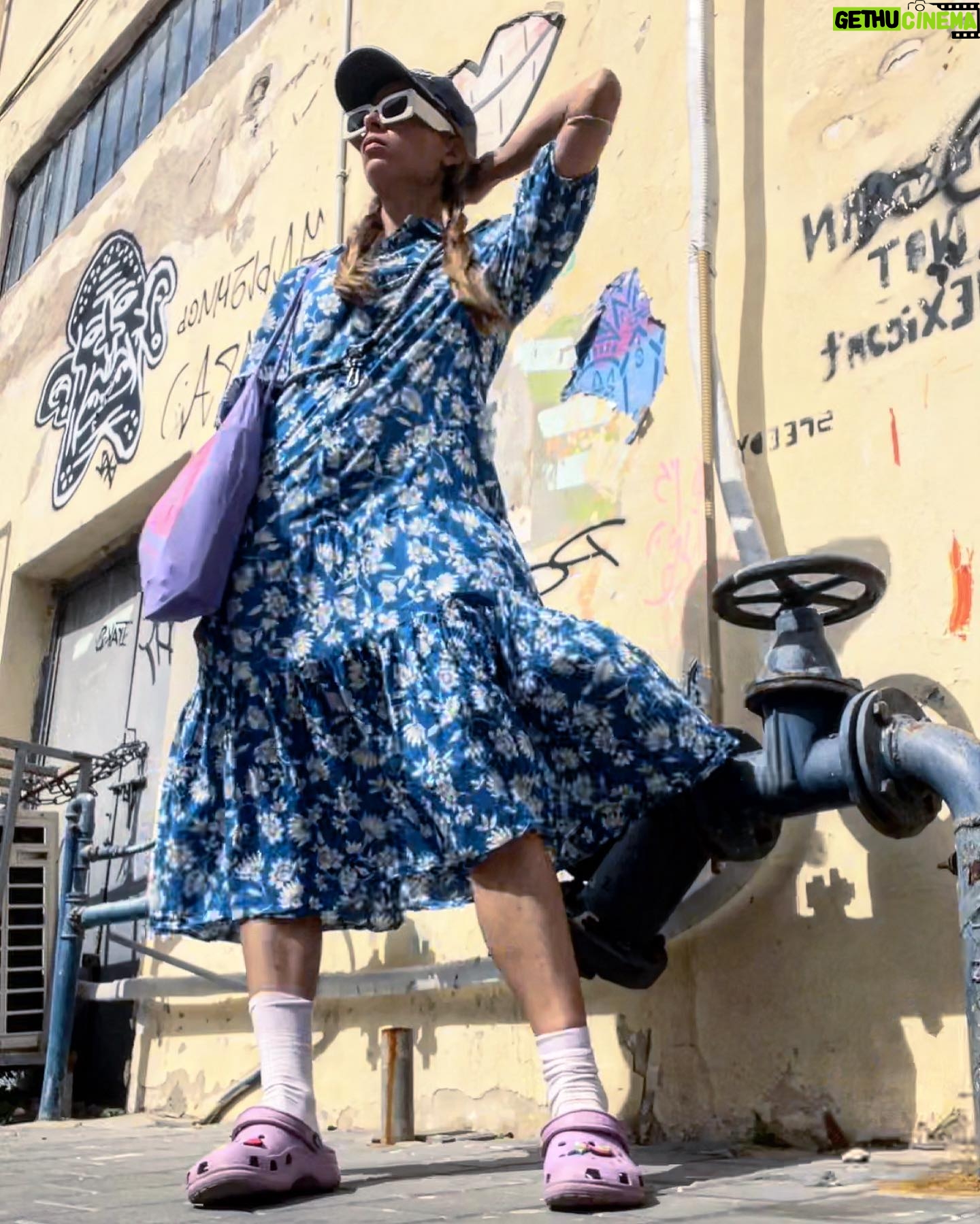 Anna Okuneva - 556 Likes - Too much difference between me and me
