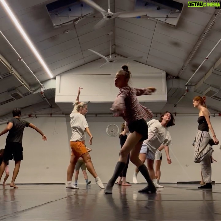 Anna Okuneva - 537 Likes - Танцы апреля-мая
@gaga.people.dancers
