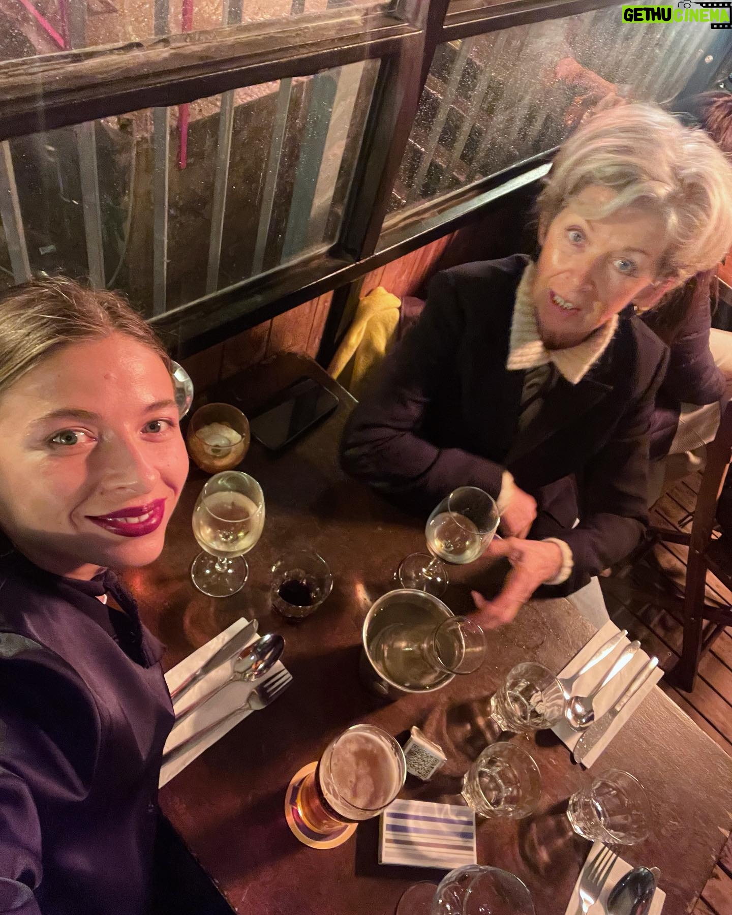 Anna Okuneva - 614 Likes - Вчера у меня был др)
Мне исполнилось 35.
Надеюсь, следующие 35 будут еще круче 🧚♂️