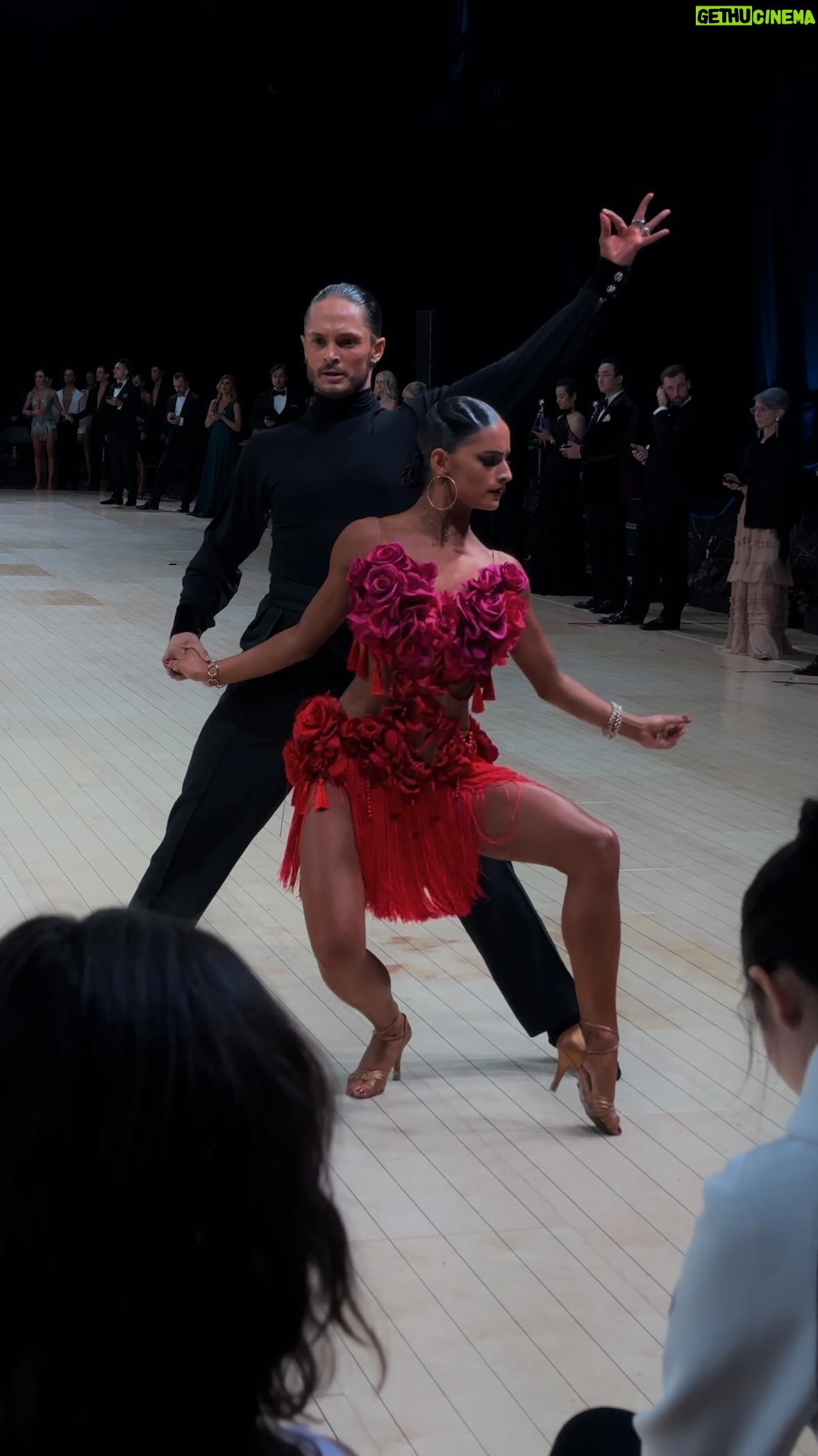 Anna Riebauerová - 5.2K Likes - Mezinárodní den tance a jedna flashback rumba z tý nejkrásnější anglický soutěže❤️🔥.
International Championships 2023 s @matyasadamec 🫡
#international #dance #day #dancer #life #competition #latin #latina #rumba #dancevideo #tanec