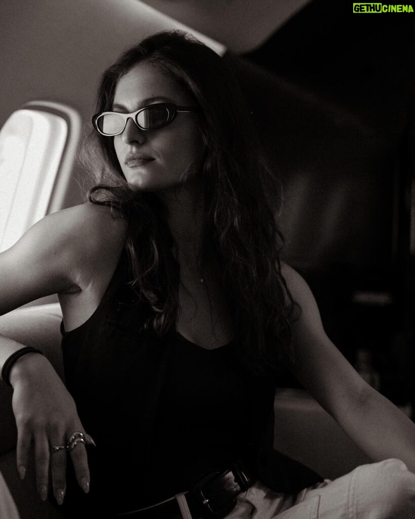 Actress Anna Riebauerová HD Instagram Photos and Wallpapers April 2024 ...