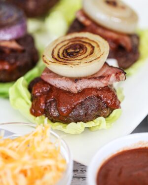 Anna Vocino Instagram - * Tap ♥ if this is just what you need
🍔😋 Excited to share my revamped version of a Hickory Burger recipe! Dairy-free & sugar-free, featuring Run 'N Gun BBQ Sauce made with Eat Happy Kitchen's BBQ Dust. Find the scrumptious details in my NEWSLETTER on Substack! #GrillingSeason #HealthyEating #SugarFreeDelights #DairyFreeOptions #BBQRecipeRevamp
https://annavocino.substack.com/p/hickory-burgers-with-run-n-gun-bbq

Link in Bio

#food #instagram #love #celiac #lowcarbrecipes #photography #glutenfree #happy #instadaily #art

Organic Spice Mixes and Marinaras at Eat Happy Kitchen
EatHappyKitchen.com 🍅🌿🥩🌮
