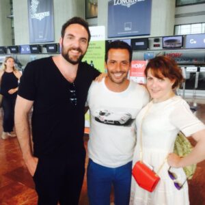 Anne-Elisabeth Blateau Instagram - Rencontre aéroportuaire improbable! Et très cool 😎#instamood #picoftheday #asmonaco #barca #liguedeschampions #scenesdemenages #crossover :) @david_mora_officiel @ludogiuly8
