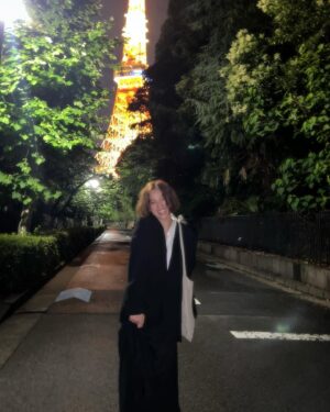 Anne Nakamura Instagram - 🌠🌃🗼🫧