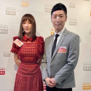 Annie Liu Instagram - 很開心再有機會和皇兄～馬浚偉合作拍攝電視劇，希望大家會密切留意香港電台31的《我們的開學禮》和《我們的畢業禮》🎓期待🥰🥰🥰
