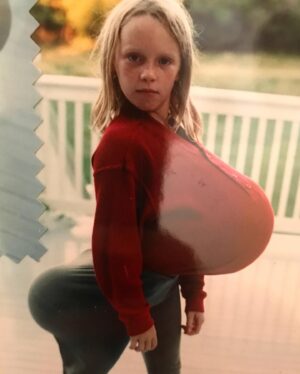 Annie Starke Instagram - Maybe she’s born with it. 🫶🏼 #internationalwomensday