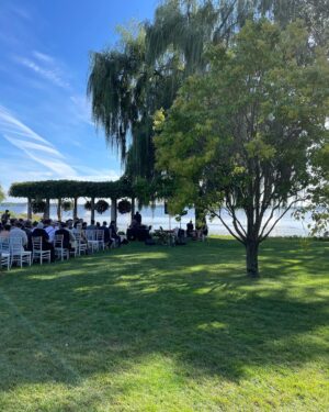 Annie Villeneuve Instagram - Journée parfaite dans un lieu parfait pour un mariage parfait!