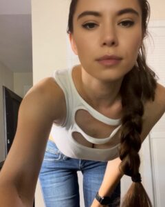 Actress Annika Pampel HD Instagram Photos and Wallpapers May 2024