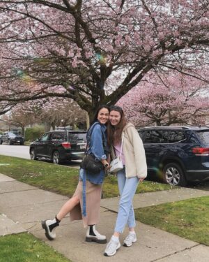 Annisa Pagih Instagram - Bring on spring! 🌷