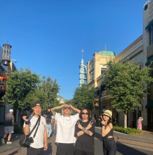 Anson Kong Instagram - -
因為你地 先有呢個美國之旅🔥🤙🏻
辛苦大家 多多包涵💙
繼續學習 繼續Dream Big 繼續信
下一站….待續😎

#GUILTMACHINE
#TEAMKYUBI