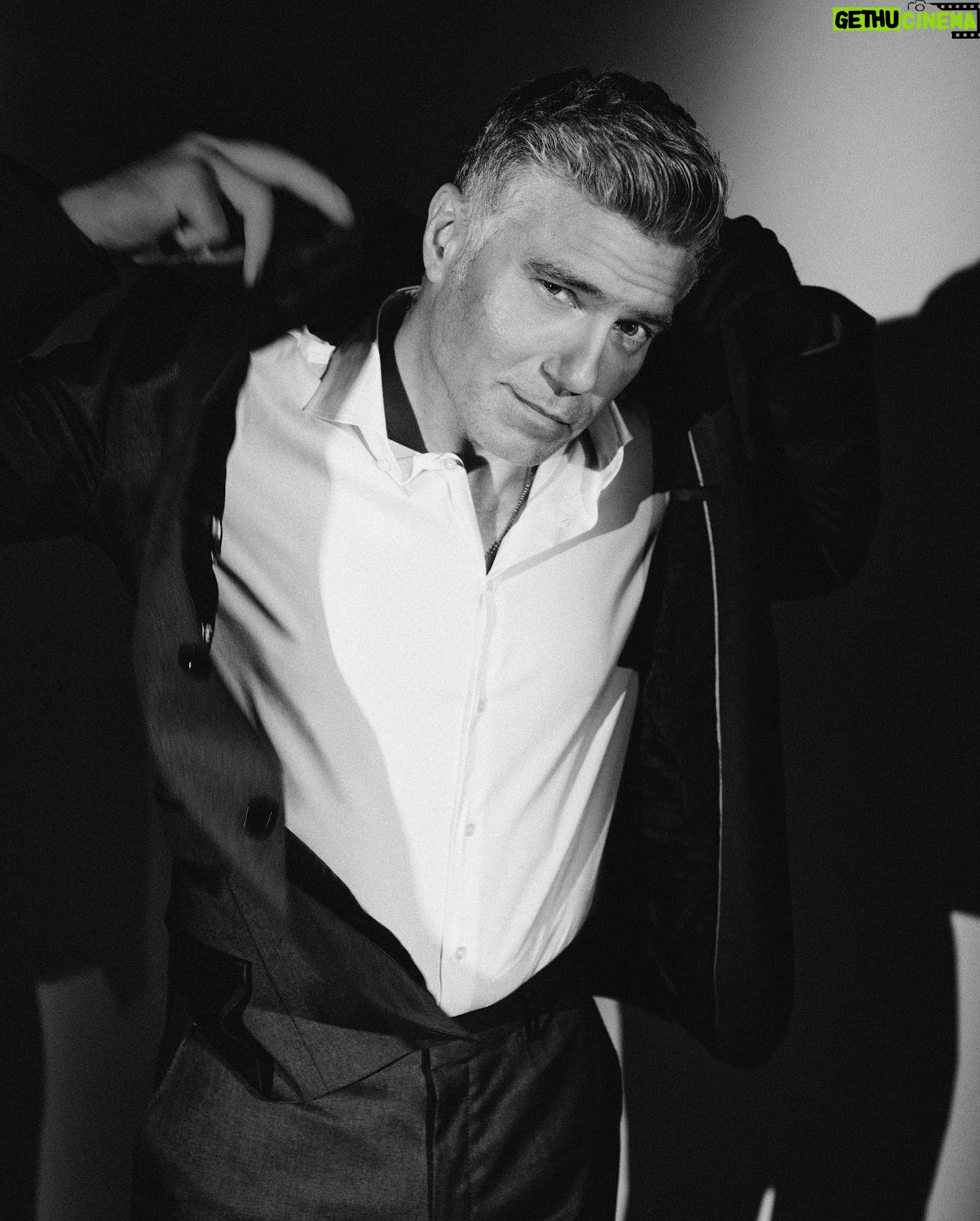 Anson Mount - 7.8K Likes - Set phasers to stun and HIT IT!
Link in bio to explore #StrangeNewWorlds with @startrek’s Captain Pike and read @ansonmount open up about bringing empathy onboard the Enterprise.
Editor-in-Chief: @sallyholmes
Writer: @christopherrluu
Photographer: @markelzey
Cinematographer: @miasarah_______
Stylist: @amanda.lauro
Groomer: @evydrew
Special Thanks @polaroid
Gaffer: @max_kurganskyy
Creative Director: @jennabrillhart
Photo Director: @kellychiello
Video Director: @justinedg3
Social Direction: @foxddanielle
Booking: @jennabrillhart