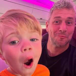 Ant Anstead Instagram - Fun times with Fam back in Blighty!!! 🇬🇧
Hudzo selfie mode 😂
Till the next time x