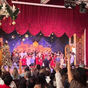 Ant Anstead Instagram - The school Christmas performance is a highlight of my year! And Hudzo has been preparing for this weekend for ages! He has been rehearsing and sharing his songs at home, and then on Saturday he and his whole class knocked it out the park! He shows more composure, class and maturity than some adults. He was beaming with pride! And a special thank you to Miss Tracey who showers all her class with love and support! What a year Hudzo! 🥰 x