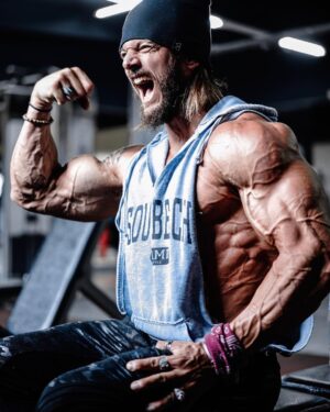 Anthony Amar Instagram - Show them how bad YOU WANT IT
Give me that PRO CARD

Vous n’imaginez pas la détermination qu’il m’a fallu pour revenir. Et vous avez encore moins idée de la RAGE que j’ai de RÉUSSIR tout les projets que je me suis fixé.

#gains #veins #pump #fierce #determination #bodytransformation #bodybuilding #beast #fitness #AARMY
