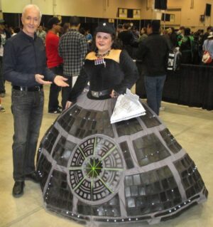 Anthony Daniels Instagram - The perfect aid to social distancing?
Found this great photo in my archives.
#calgary #deathstar #c3po #starwarsconvention #starwars #iamc3po #crinoline