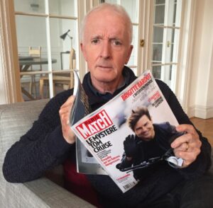 Anthony Daniels Instagram - Bit miffed. Tom Cruise is on this week’s PM cover. You have to get to page 16 to start reading my story, about JE SUIS C-3PO – Les souvenirs ne s’effacent pas. 
What’s TC got that I haven’t?
@parismatch_magazine #parismatch  #c3po #iamc3po #jesuisc3po @huginnetmuninn #starwars
